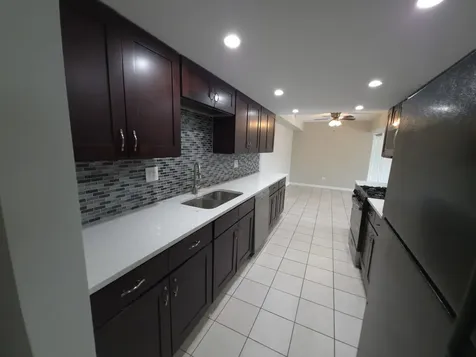 1665 Coach Drive Naperville IL 60565