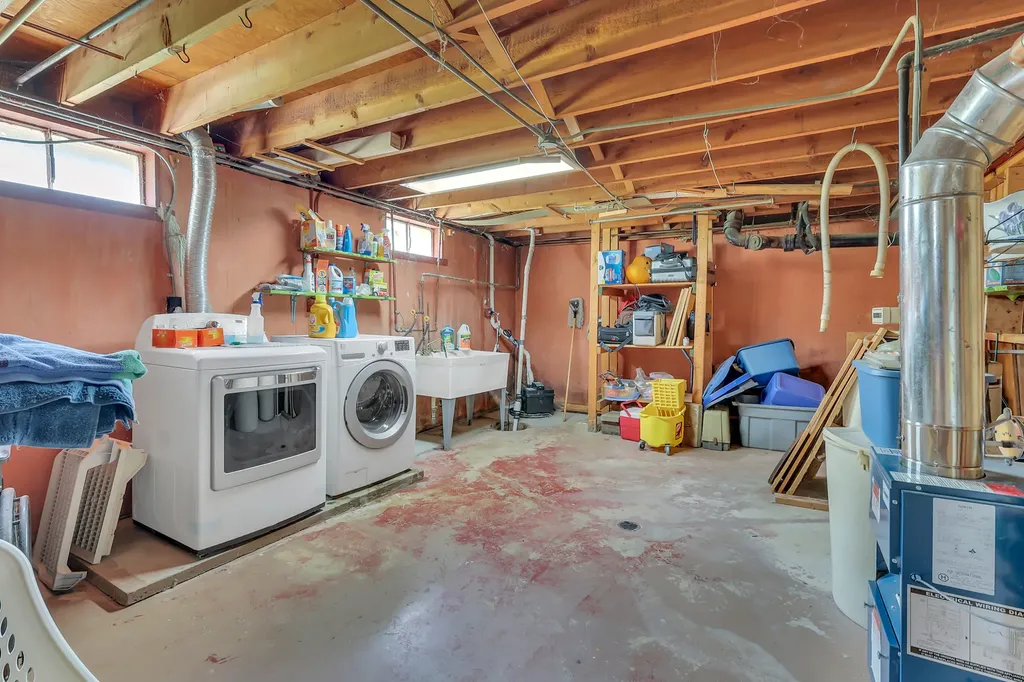 443 Glendale Road Roselle IL 60172