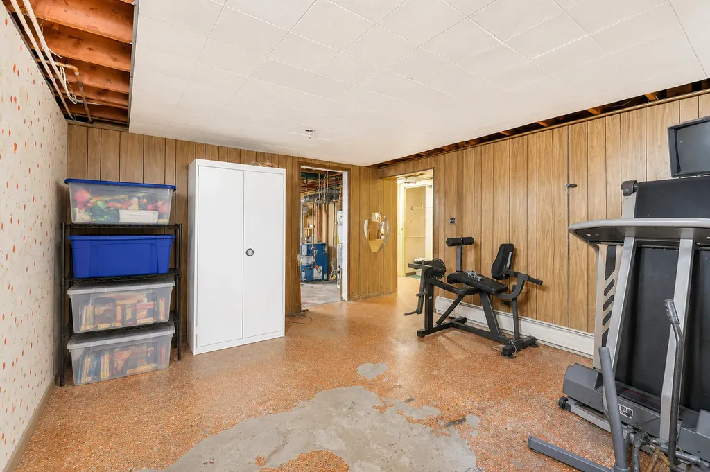 443 Glendale Road Roselle IL 60172
