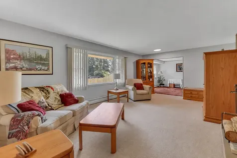 443 Glendale Road Roselle IL 60172