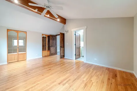 26781 North Circle Drive Mundelein IL 60060