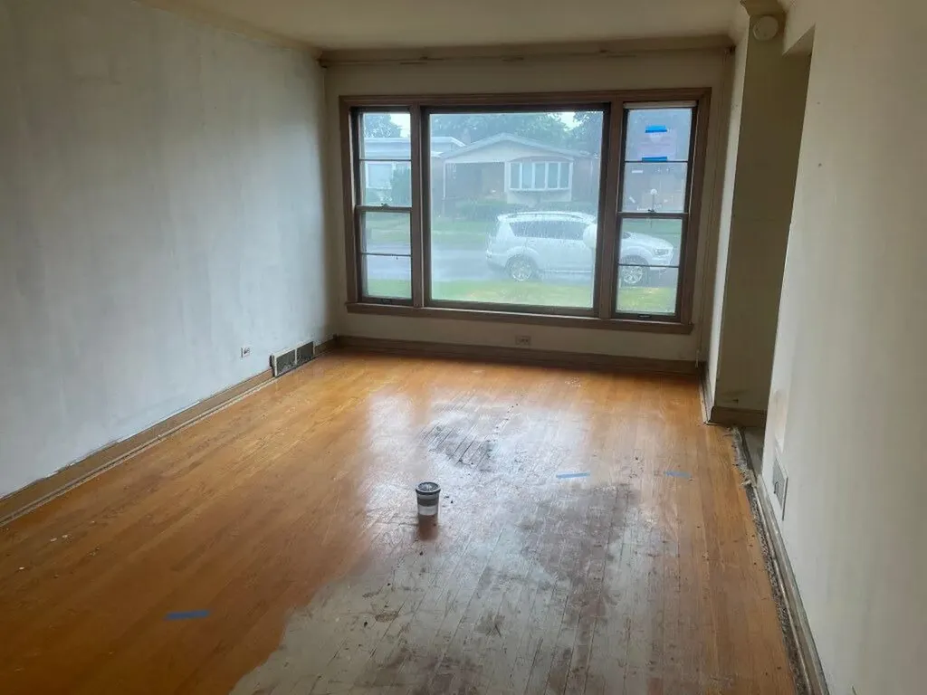 9040 South Oglesby Avenue Chicago IL 60617