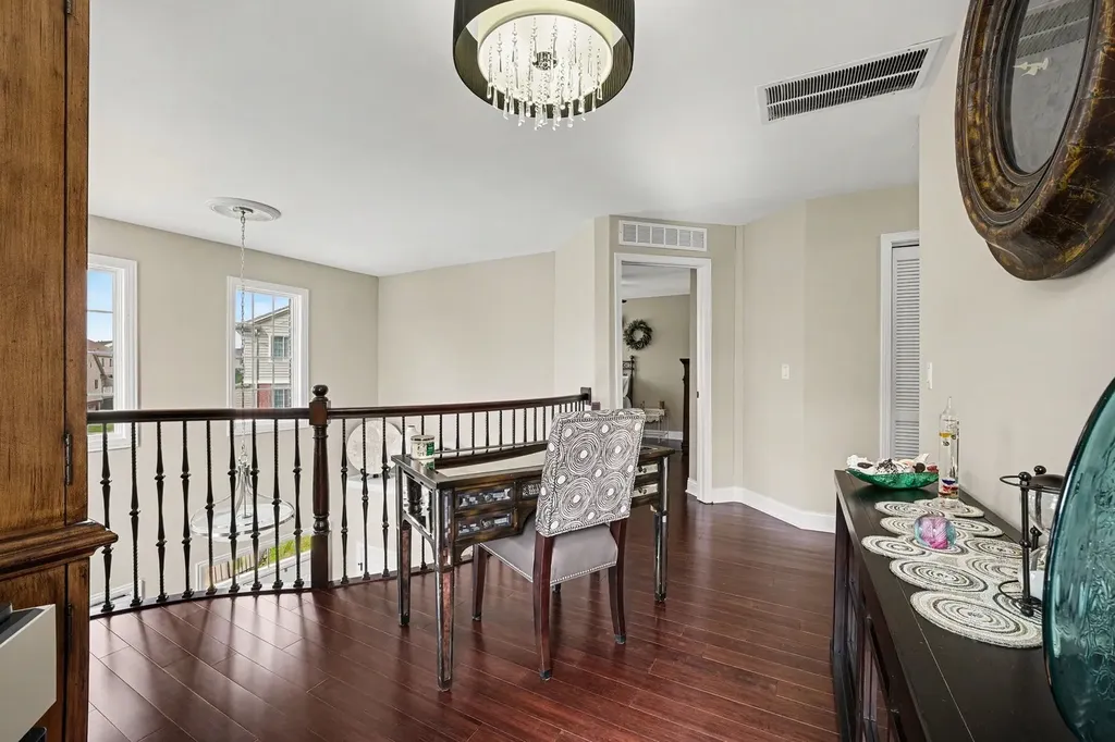 10621 Dani Lane Orland Park IL 60462