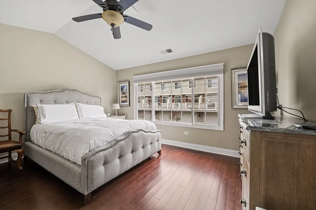 10621 Dani Lane Orland Park IL 60462