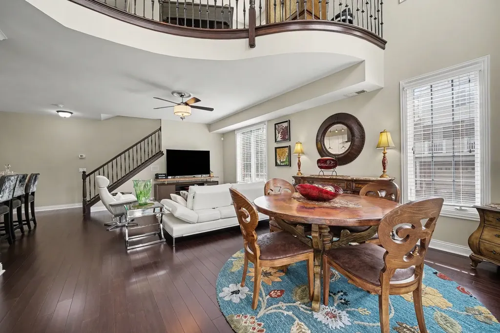 10621 Dani Lane Orland Park IL 60462