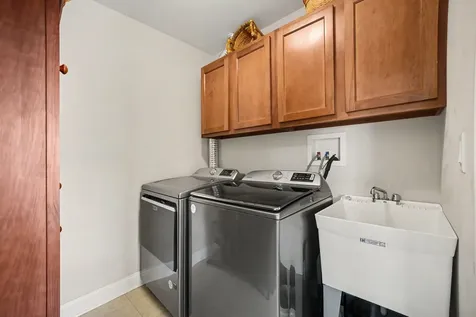 10621 Dani Lane Orland Park IL 60462