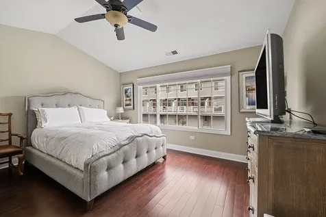 10621 Dani Lane Orland Park IL 60462