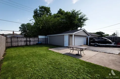 5854 West 81st Place Burbank IL 60459
