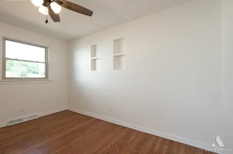 5854 West 81st Place Burbank IL 60459