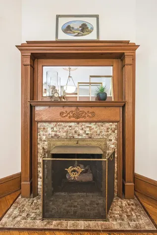 425 Clinton Avenue Oak Park IL 60302
