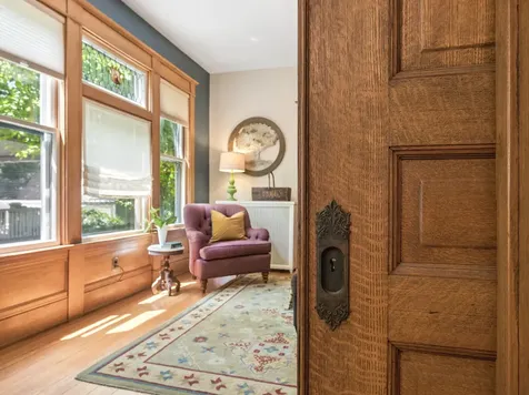 425 Clinton Avenue Oak Park IL 60302