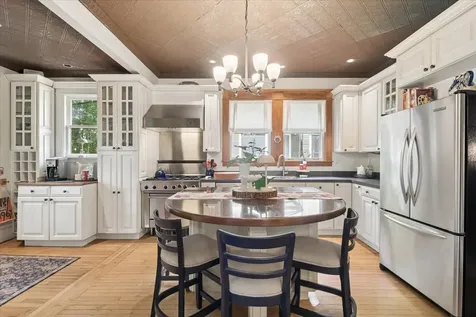 425 Clinton Avenue Oak Park IL 60302