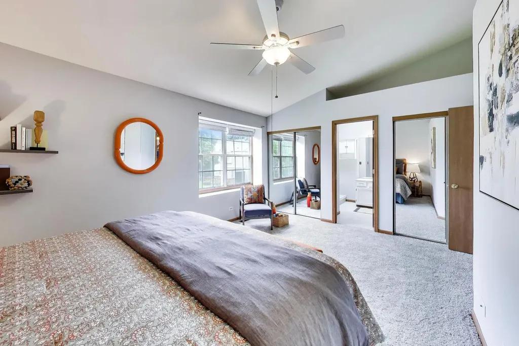 109 Peach Tree Lane Westmont IL 60559