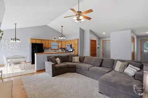 612 Madison Avenue Bradley IL 60915