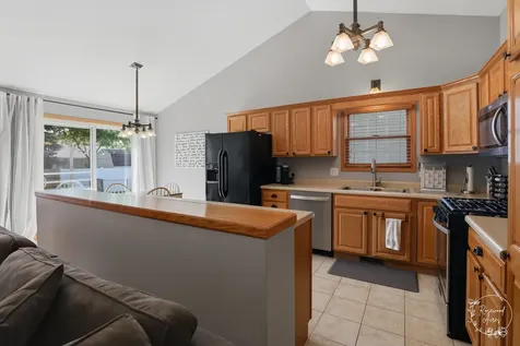 612 Madison Avenue Bradley IL 60915