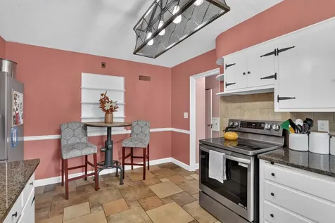 724 Reynolds Street Rockford IL 61103