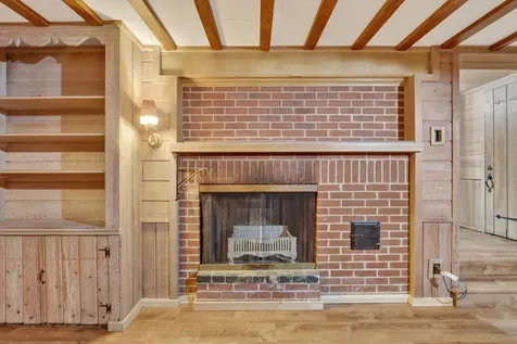 724 Reynolds Street Rockford IL 61103