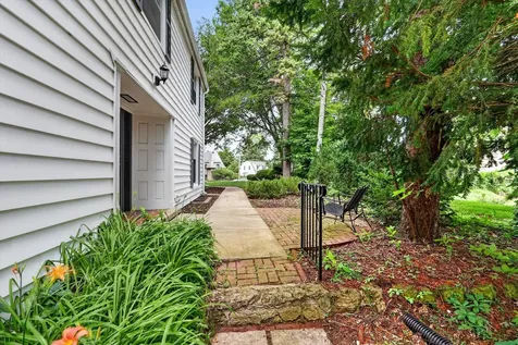 724 Reynolds Street Rockford IL 61103