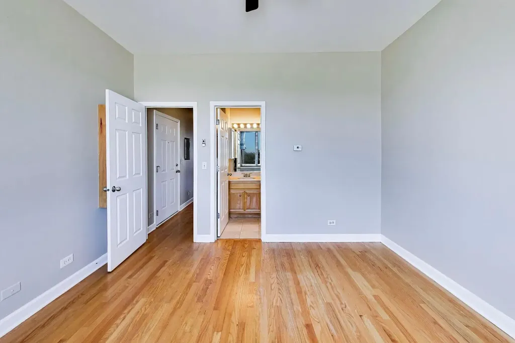 1875 North Winnebago Avenue Chicago IL 60647