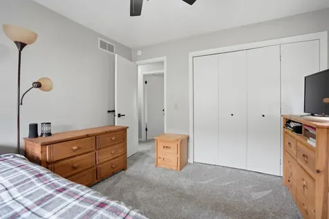 3701 Kennedy Drive East Moline IL 61244