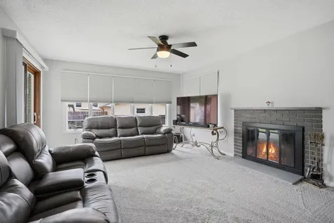 3701 Kennedy Drive East Moline IL 61244