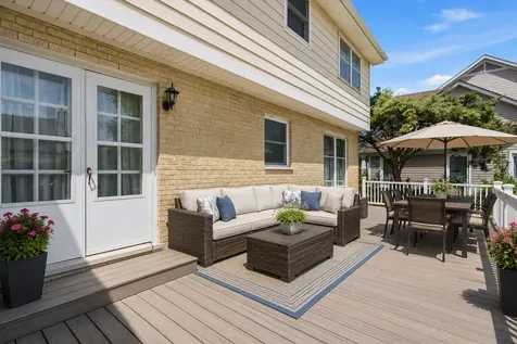 1623 West Bray Court Arlington Heights IL 60005