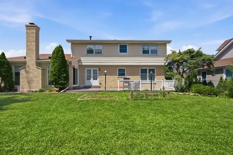 1623 West Bray Court Arlington Heights IL 60005