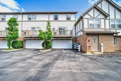 806 June Terrace Lake Zurich IL 60047