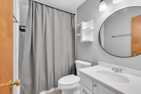 450 Berkshire Drive Crystal Lake IL 60014