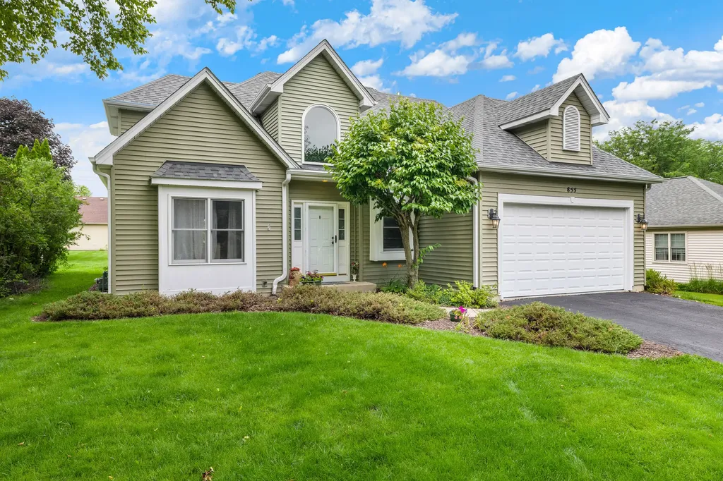 855 Ayers Street Bolingbrook IL 60440