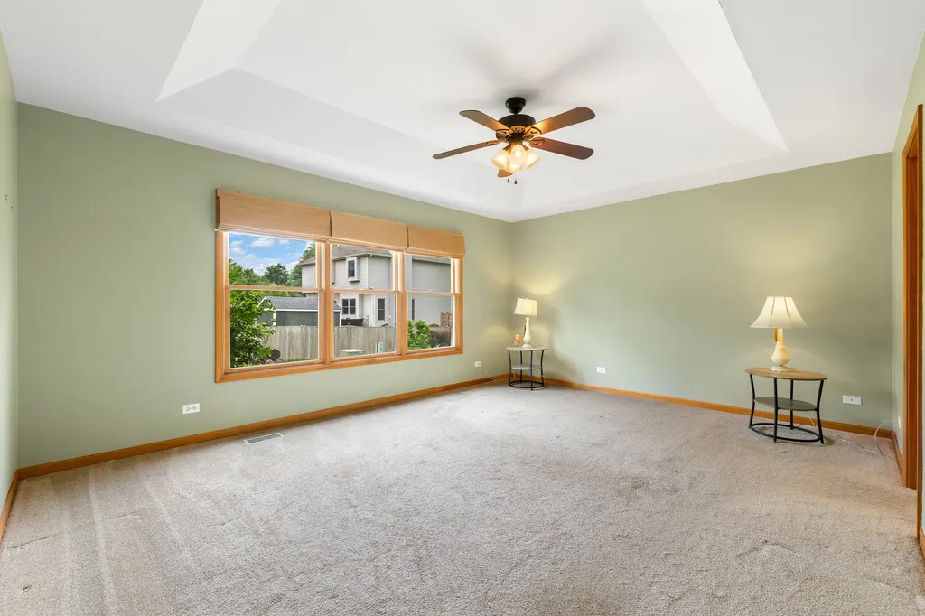 855 Ayers Street Bolingbrook IL 60440
