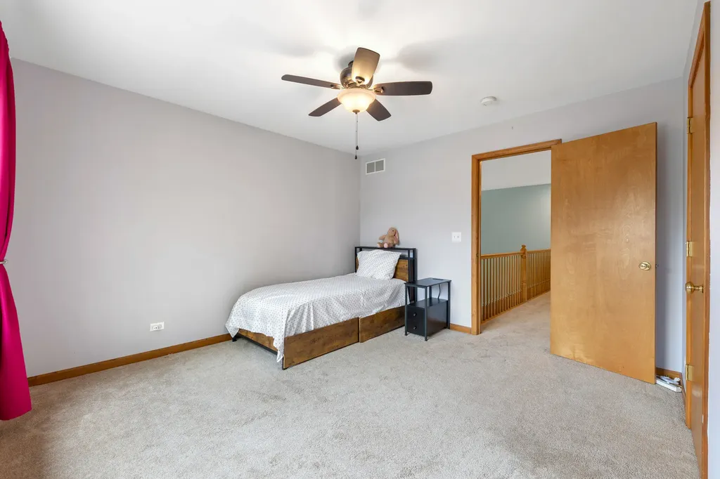 855 Ayers Street Bolingbrook IL 60440