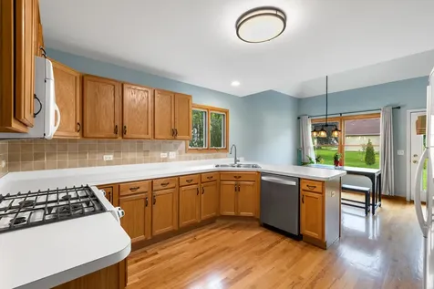 855 Ayers Street Bolingbrook IL 60440