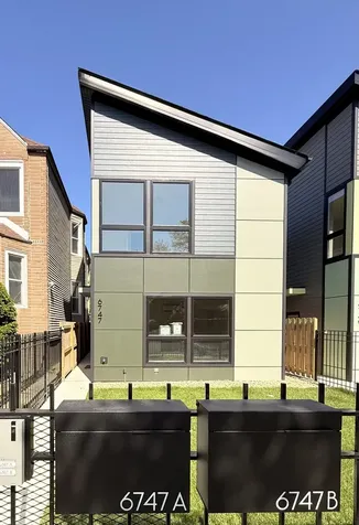 6747 South Langley Avenue Chicago IL 60637