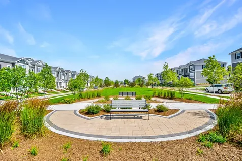 2129 Yellowstone Boulevard Mundelein IL 60060