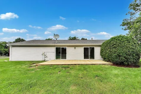 1005 Wembley Drive Island Lake IL 60042