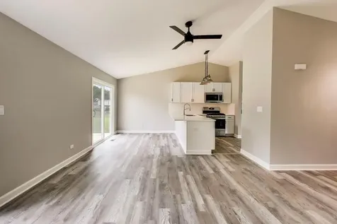 1005 Wembley Drive Island Lake IL 60042