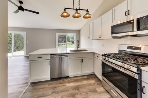 1005 Wembley Drive Island Lake IL 60042