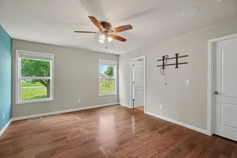609 North Glover Court St. Joseph IL 61873