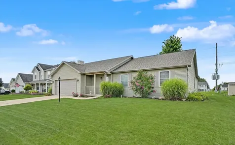 609 North Glover Court St. Joseph IL 61873
