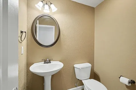609 North Glover Court St. Joseph IL 61873