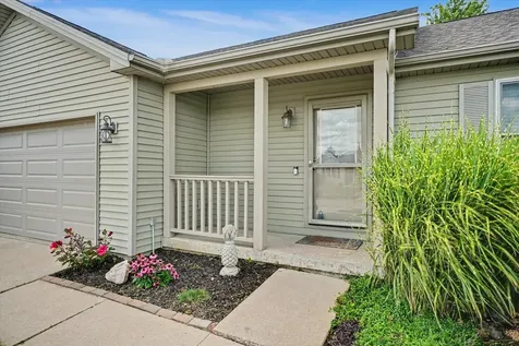 609 North Glover Court St. Joseph IL 61873