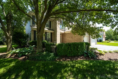 940 Hodge Lane Batavia IL 60510