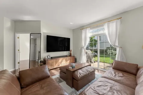 2137 Shadow Creek Court Vernon Hills IL 60061