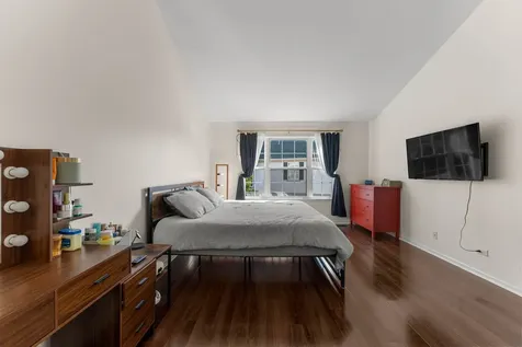 2137 Shadow Creek Court Vernon Hills IL 60061
