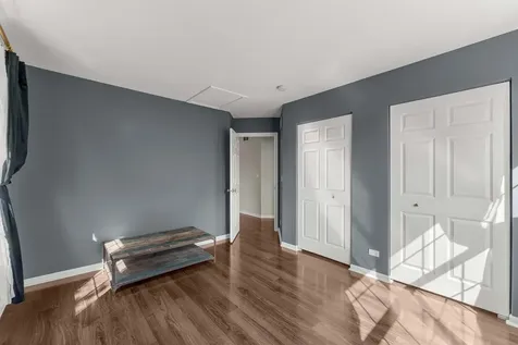 2137 Shadow Creek Court Vernon Hills IL 60061