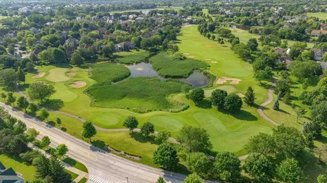 2137 Shadow Creek Court Vernon Hills IL 60061