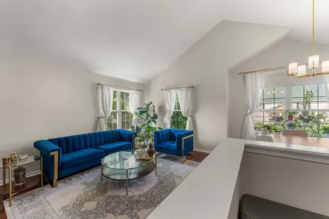 2137 Shadow Creek Court Vernon Hills IL 60061
