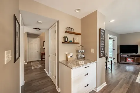 254 Mayfair Lane South Elgin IL 60177