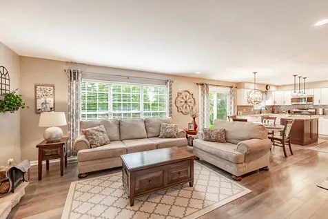254 Mayfair Lane South Elgin IL 60177